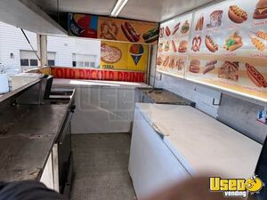 2003 P42 All-purpose Food Truck Interior Lighting Virginia Gas Engine for Sale