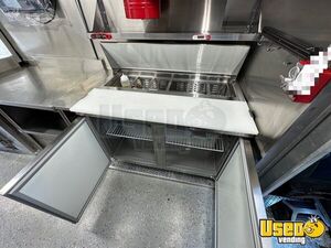 2003 P42 All-purpose Food Truck Prep Station Cooler North Carolina Diesel Engine for Sale