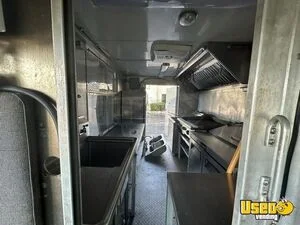 2003 P42 All-purpose Food Truck Pro Fire Suppression System South Carolina Diesel Engine for Sale