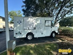 2003 P42 All-purpose Food Truck South Carolina Diesel Engine for Sale