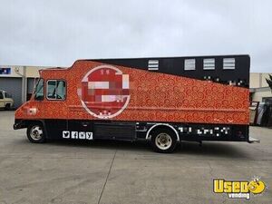 2003 P42 All-purpose Food Truck Stainless Steel Wall Covers California for Sale