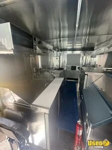 2003 P42 All-purpose Food Truck Stainless Steel Wall Covers North Carolina Diesel Engine for Sale
