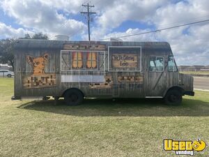 2003 Workhorse P42 Step Van Food Truck with 2021 Kitchen Build-Out for Sale in Texas!