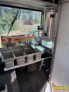 2003 P42 All-purpose Food Truck Transmission - Automatic Virginia Gas Engine for Sale