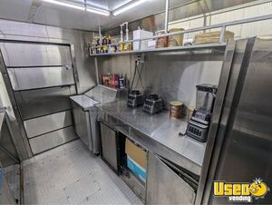2003 P42 Coffee & Beverage Truck Insulated Walls Texas Diesel Engine for Sale