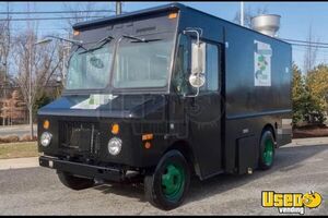 2003 P42 Kitchen Food Truck All-purpose Food Truck Maryland Diesel Engine for Sale