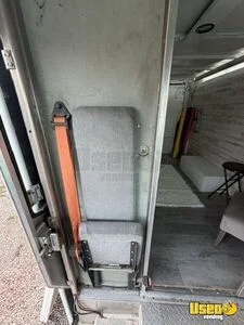 2003 P42 Photo Booth Truck/trailer 31 Colorado Diesel Engine for Sale