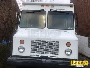2003 P42 Step Van Kitchen Food Truck All-purpose Food Truck Concession Window Pennsylvania Diesel Engine for Sale