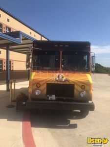 2003 P42 Step Van Kitchen Food Truck All-purpose Food Truck Concession Window Texas Diesel Engine for Sale