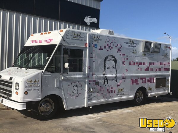 2003 P42 Step Van Kitchen Food Truck All-purpose Food Truck Hawaii Gas Engine for Sale