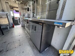 2003 P42 Taco Food Truck Prep Station Cooler Texas Diesel Engine for Sale