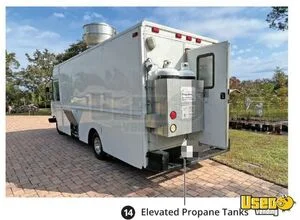 2003 P42 Workhorse All-purpose Food Truck Concession Window Florida Gas Engine for Sale