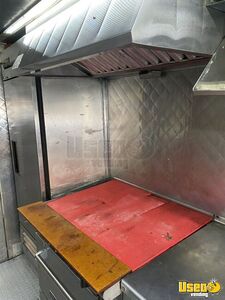 2003 P42 Workhorse All-purpose Food Truck Prep Station Cooler Nevada Gas Engine for Sale