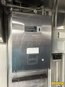 2003 P42 Workhorse All-purpose Food Truck Stovetop Florida Gas Engine for Sale