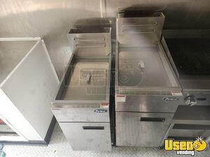 2003 P42 Wp30542 All-purpose Food Truck Propane Tank Colorado Diesel Engine for Sale