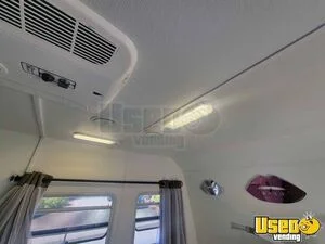 2003 Pioneer Mobile Hair & Nail Salon Truck 35 Missouri for Sale