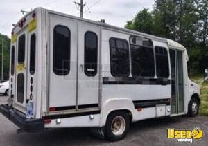 2003 Shuttle Bus West Virginia Gas Engine for Sale