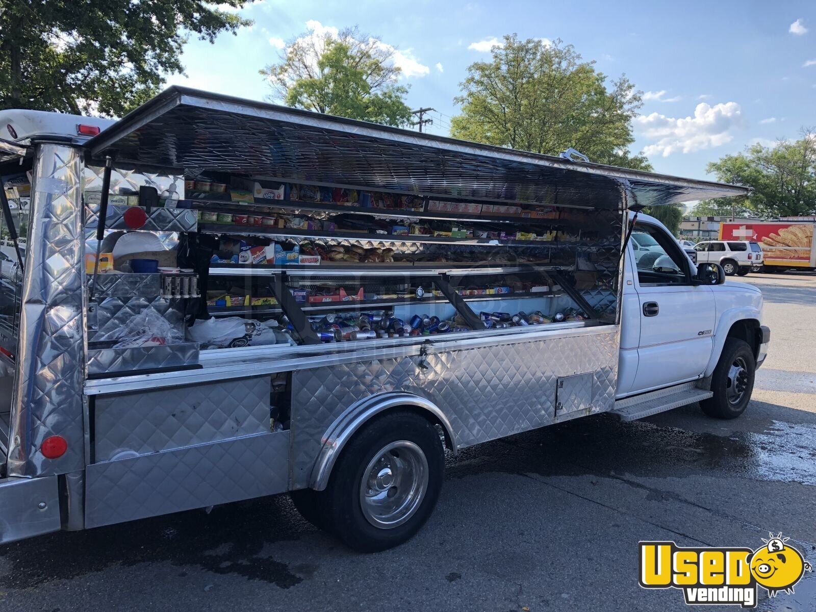 2003 - 20&#39; Chevrolet Silverado 3500 Canteen-Style Food Truck | Lunch Serving Food Truck for Sale ...