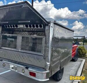 2003 Silverado Lunch Serving Food Truck Floor Drains Texas Gas Engine for Sale