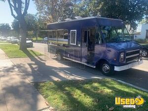 2003 Sn Ice Cream Truck Cabinets California Gas Engine for Sale