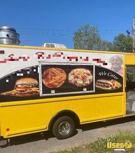 2003 Step Van Kitchen Food Truck All-purpose Food Truck Concession Window Tennessee Gas Engine for Sale