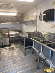 2003 Step Van Kitchen Food Truck All-purpose Food Truck Propane Tank Tennessee Gas Engine for Sale