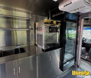 2003 Stepvan Ice Cream Truck Floor Drains Florida Gas Engine for Sale