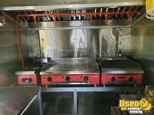 2003 Stepvan Kitchen Food Truck All-purpose Food Truck Refrigerator Texas Diesel Engine for Sale