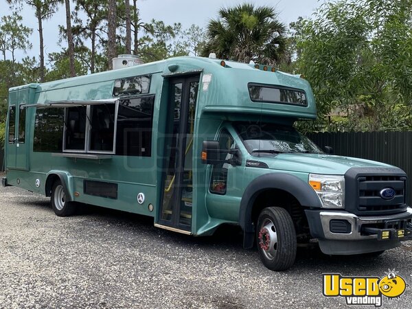 2003 Super Duty F550 Kitchen Food Truck All-purpose Food Truck Florida Diesel Engine for Sale