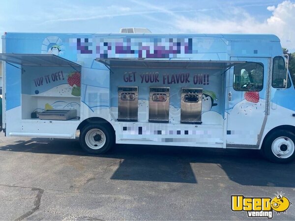 2003 Tk Soft Serve Ice Cream Truck Ice Cream Truck Ohio Diesel Engine for Sale