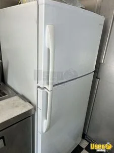 2003 Utilimaster All-purpose Food Truck Exhaust Fan Pennsylvania Gas Engine for Sale