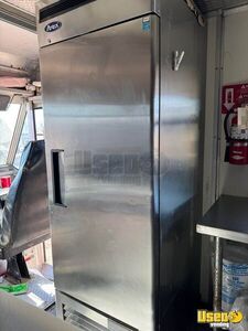 2003 Utilimaster All-purpose Food Truck Flatgrill Texas for Sale
