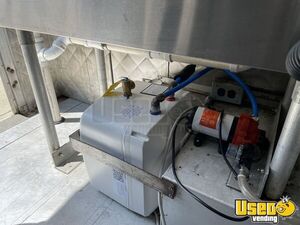 2003 Utilimaster All-purpose Food Truck Hot Water Heater Alabama Gas Engine for Sale