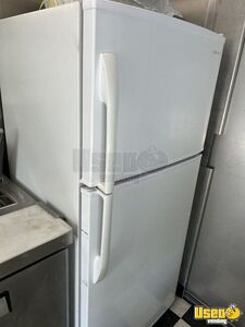 2003 Utilimaster All-purpose Food Truck Oven Pennsylvania Gas Engine for Sale