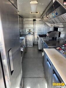 2003 Utilimaster All-purpose Food Truck Refrigerator Texas for Sale