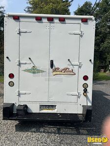2003 Utilimaster All-purpose Food Truck Stainless Steel Wall Covers Pennsylvania Gas Engine for Sale