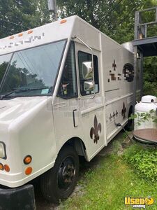 2003 Van 4 Cylinder Diesel All-purpose Food Truck New York Diesel Engine for Sale