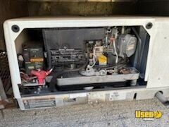 2003 Workhorse All-purpose Food Truck 30 Pennsylvania Gas Engine for Sale