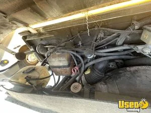 2003 Workhorse All-purpose Food Truck 32 Virginia Gas Engine for Sale