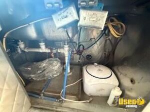 2003 Workhorse All-purpose Food Truck 37 Pennsylvania Gas Engine for Sale