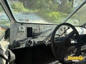 2003 Workhorse All-purpose Food Truck 38 Pennsylvania Gas Engine for Sale