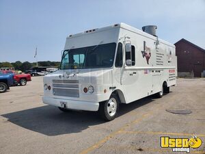2003 Workhorse All-purpose Food Truck Concession Window Texas Diesel Engine for Sale