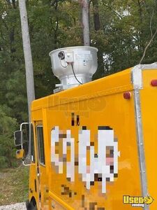 2003 Workhorse All-purpose Food Truck Diamond Plated Aluminum Flooring Virginia Gas Engine for Sale