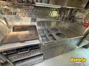 2003 Workhorse All-purpose Food Truck Electrical Outlets Pennsylvania Gas Engine for Sale