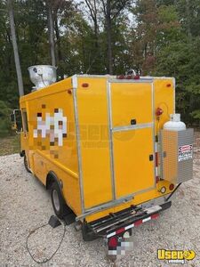 2003 Workhorse All-purpose Food Truck Insulated Walls Virginia Gas Engine for Sale
