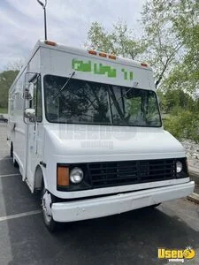 Chevrolet Workhorse All-Purpose Food Truck Mobile Food Unit for Sale in North Carolina