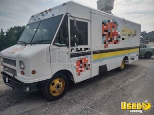 2003 Workhorse Food Truck All-purpose Food Truck Concession Window Rhode Island Gas Engine for Sale
