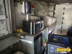 2003 Workhorse Food Truck All-purpose Food Truck Flatgrill Rhode Island Gas Engine for Sale