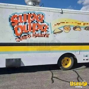 2003 Workhorse Food Truck All-purpose Food Truck Generator Rhode Island Gas Engine for Sale