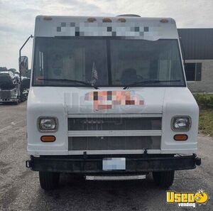 2003 Workhorse Food Truck All-purpose Food Truck Refrigerator Rhode Island Gas Engine for Sale